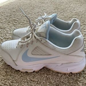 Nike View III Walking Shoe White Leather with Baby Blue Accents